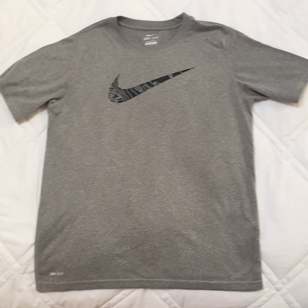 Boy’s Nike gray Dri-Fit shirt.  Size L
